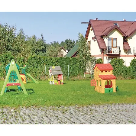 Three-bedroom Holiday In Debki
